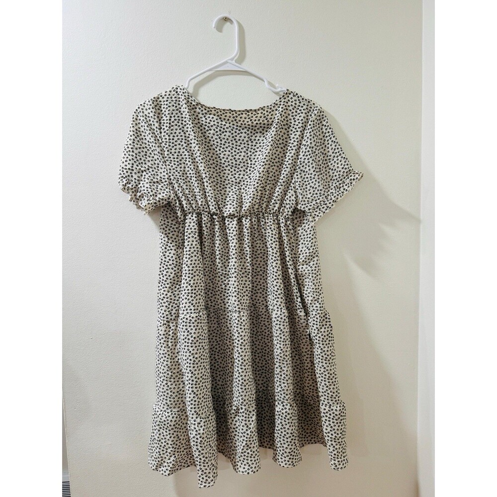 Beachsissi Women's Dress White With Black Tiered Ruffle Hem Sleeve Size Medium